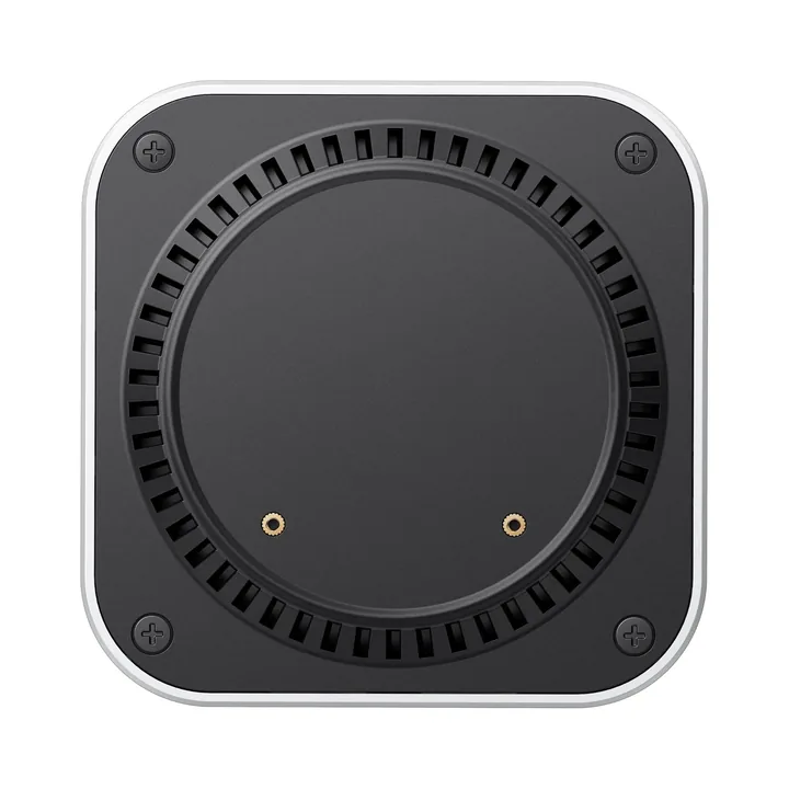 Zentium M150 bottom ventilation view